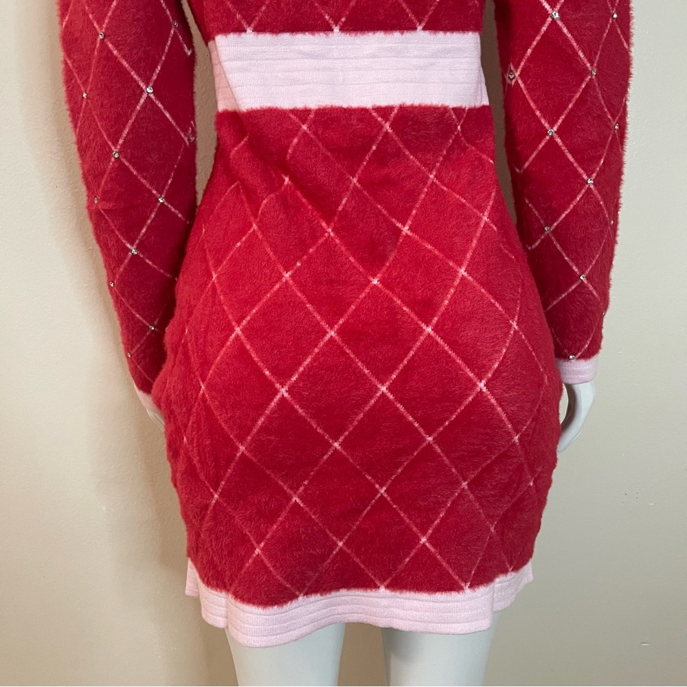Red pink fuzzy sweater mini dress diamond pattern rhinestones details & pockets - Picture 9 of 10